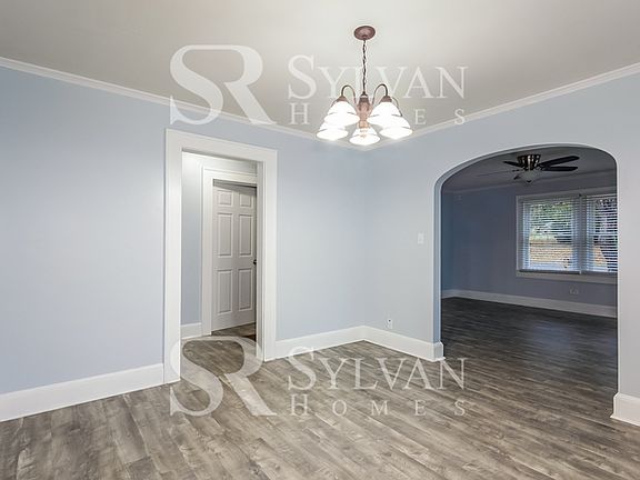 5th image of 231 E End Ave