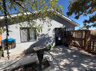 412 63rd St SW, Albuquerque, NM 87121