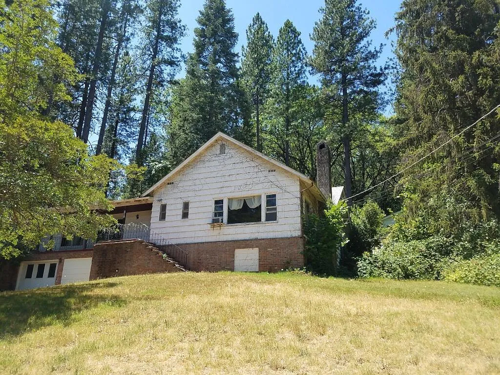 505 Woodland Way photo 1