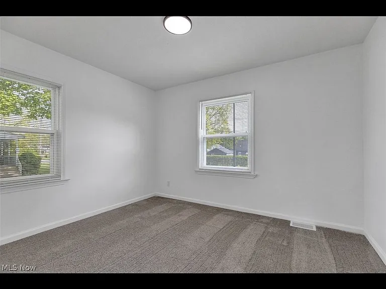 67 Pierce Ave — Photo 19