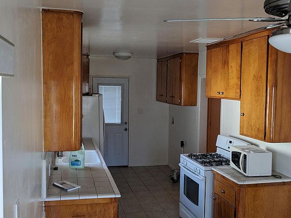 2nd image of 1003 W Princeton St