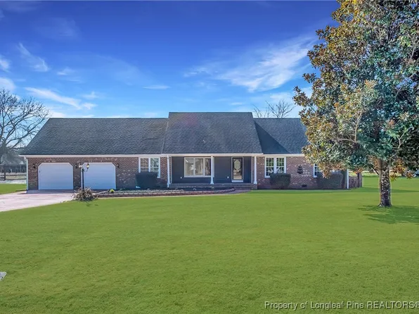 4112 Bent Grass Dr, Fayetteville, NC 28312