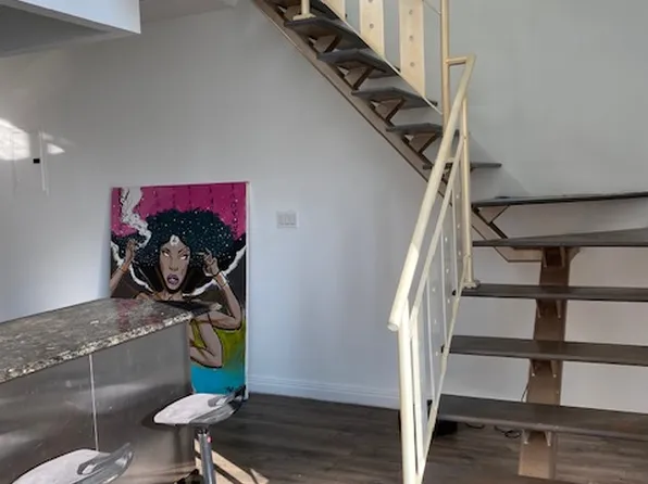 189 Bridge Street image 33 of 39