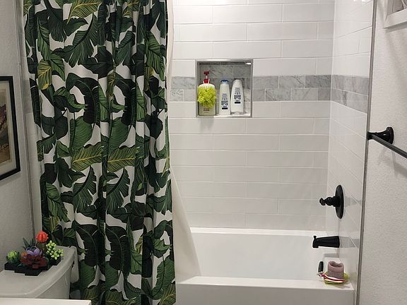 4th image of 475 E 9th Ave #20