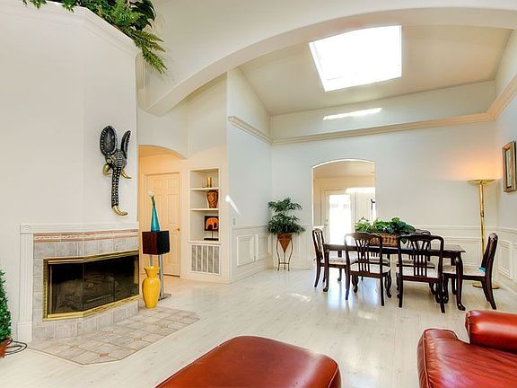 4th image of 22764 Majestic Oak Way