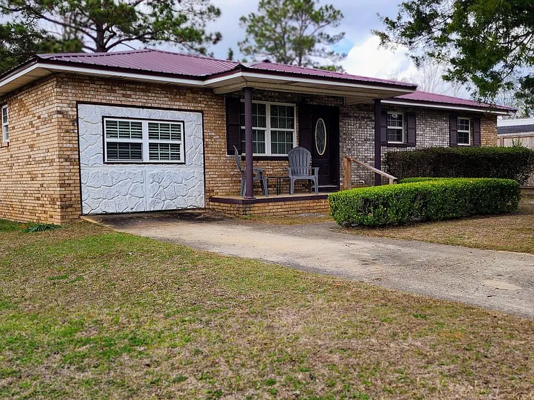 1048 Patterson Cir — Photo 3