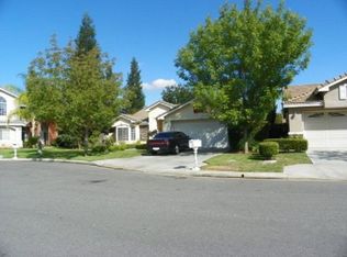 7662 N Ellendale Ave, Fresno, CA 93722