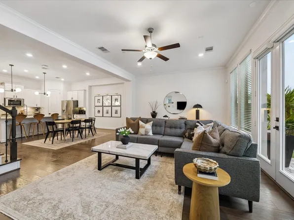 3614 Golf Dr, Houston, TX 77018