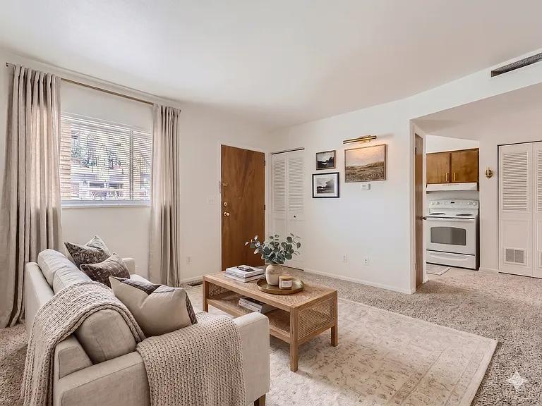 509 Sunset Rd — Photo 4