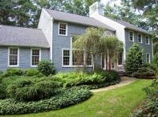 442 Concord St, Carlisle, MA 01741