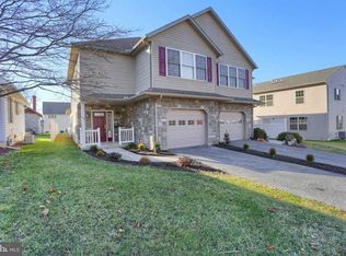 304 S Washington St, Mechanicsburg, PA 17055