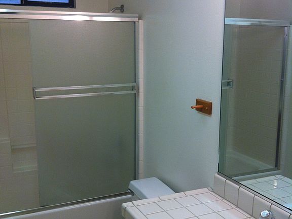 4th image of 2442 Fernwood Dr