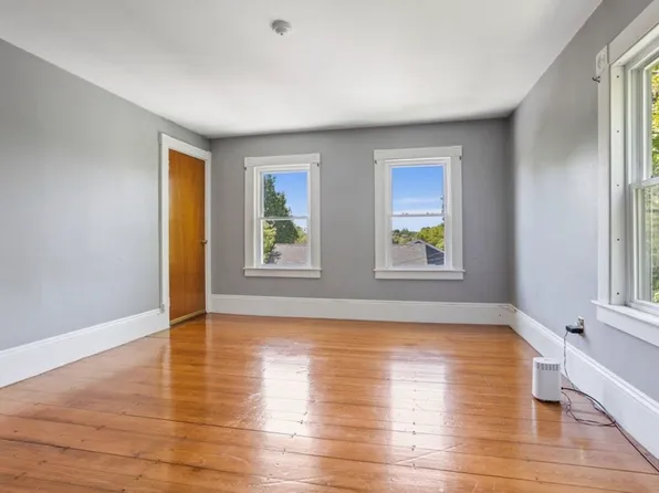 30 Auburn St Floor 2, Woburn, MA 01801
