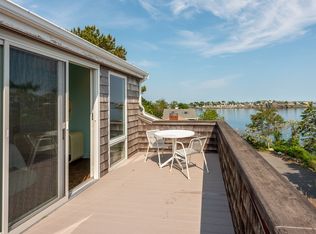 11 Maolis Rd, Nahant, MA 01908