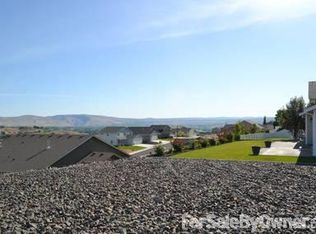 1705 W Yakima Ave, Selah, WA 98942