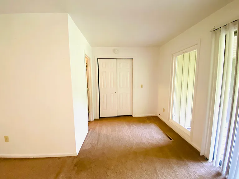 371 Pineview Rd — Photo 17