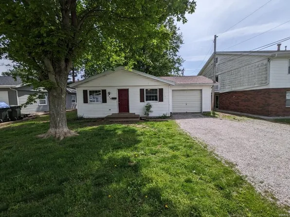 322 Short St, Red Bud, IL 62278