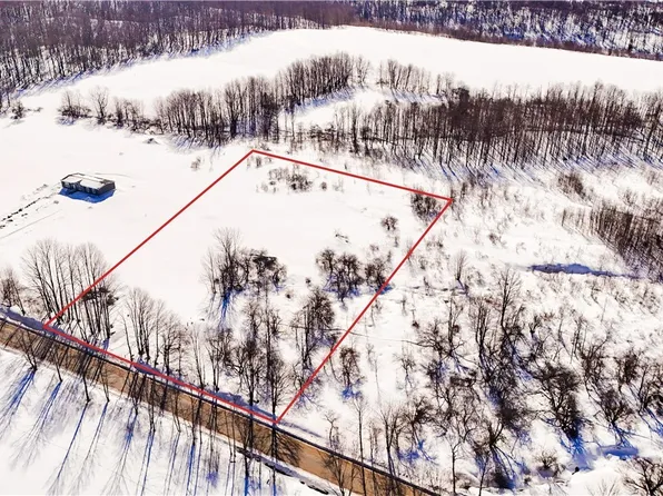2027 Dairy Hill Rd, Newport, NY 13416