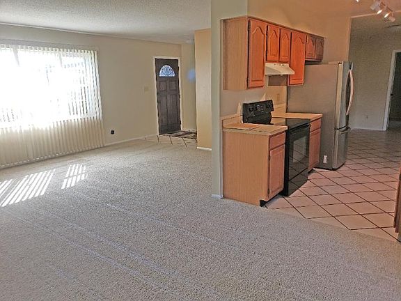 2nd image of 2704 Forest Dr
