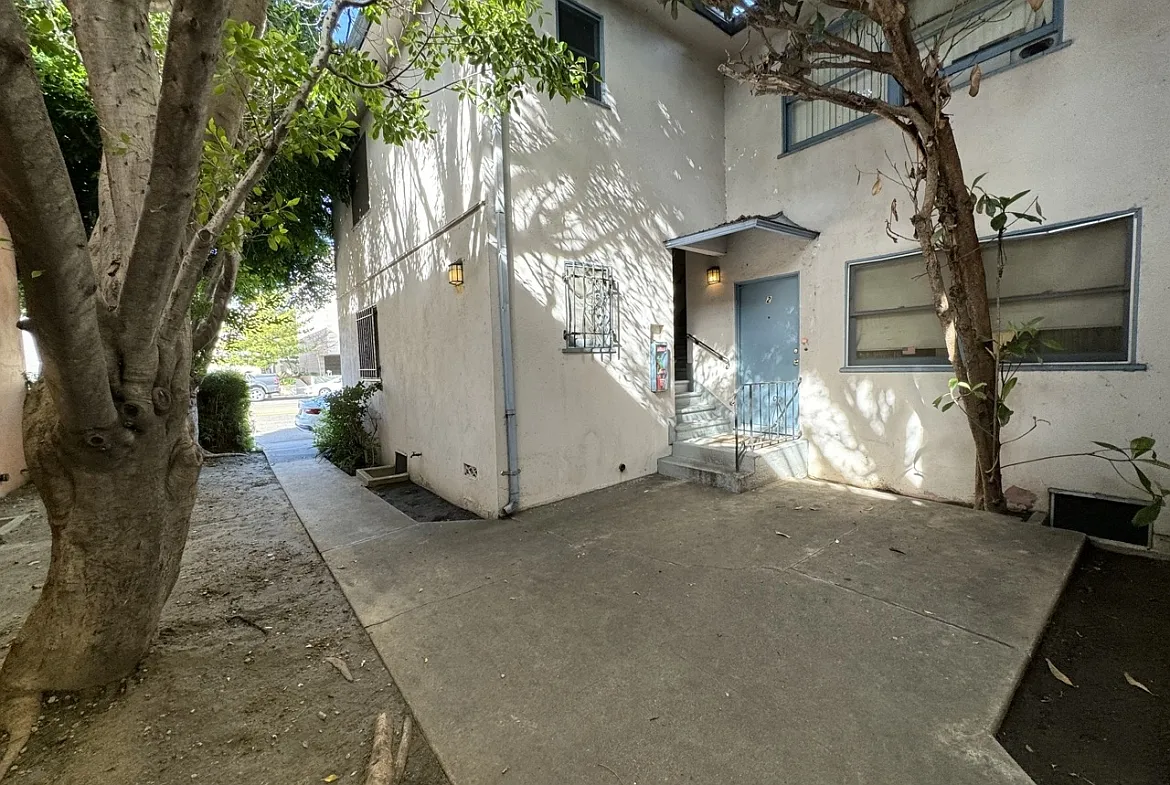1 bed, 775 sqft, $1,895 — Photo 2