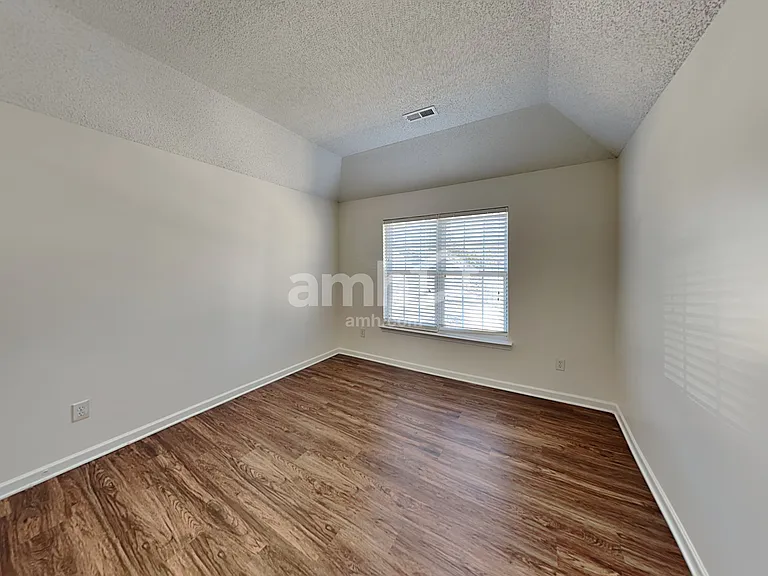 11008 Padderborn Ct — Photo 15