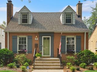 7144 N McAlpin Ave, Chicago, IL