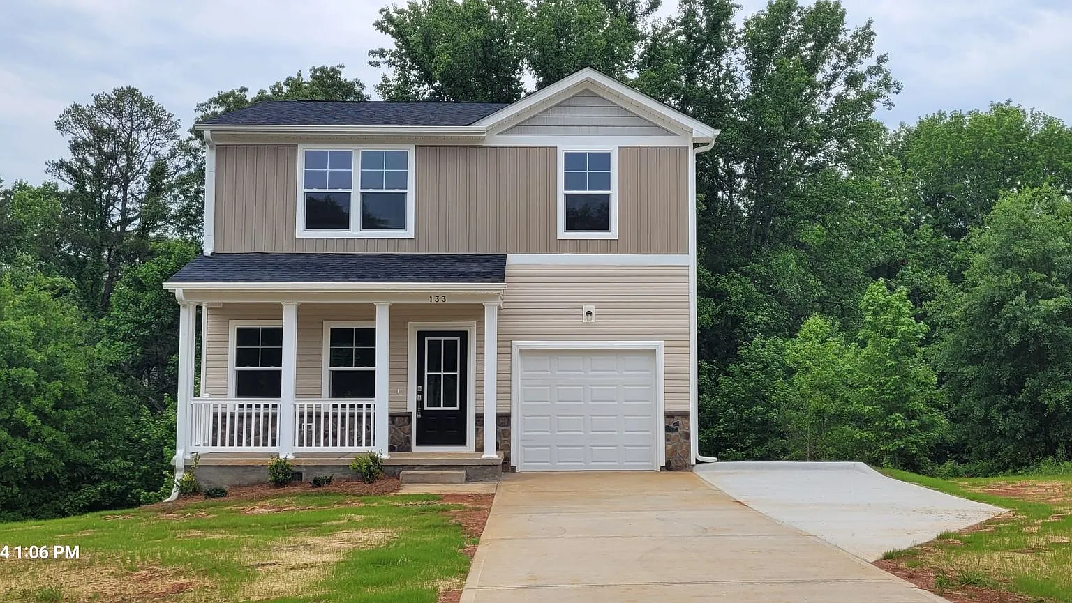Charming 3 Bedroom, 2.5 Bath House Located in the Gated Community of River Rock in Statesville - ... — Photo 1