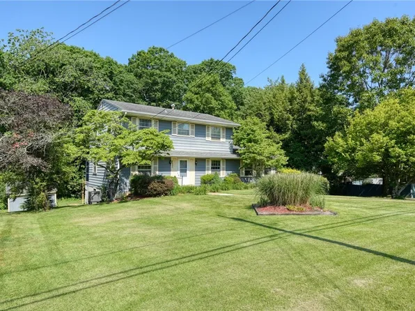 62995 Ridgewood Dr, Cambridge, OH 43725