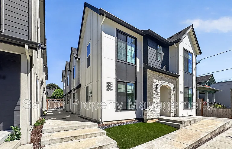 5032 NE 14th Ave #2 — Photo 1
