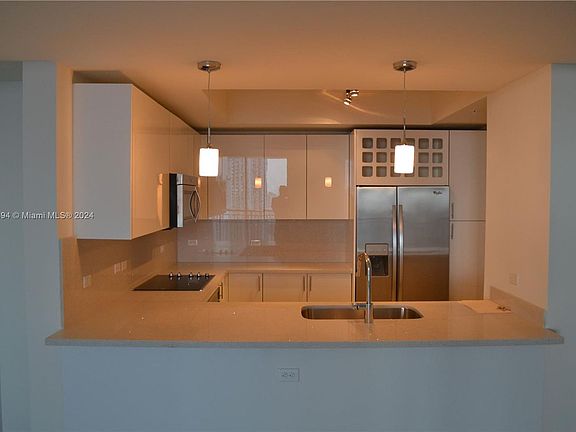 5th image of 999 SW 1st Ave APT 3117