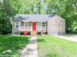 626 Bertrand St, Manhattan, KS 66502