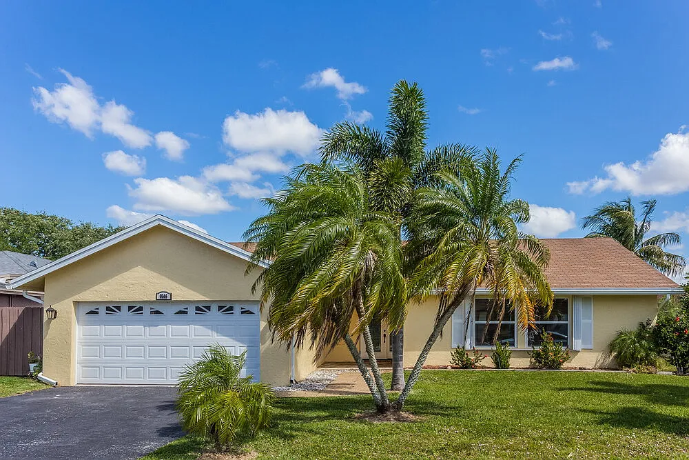 3 bed, 2.0 bath, 1504 sqft, $4,320 — Photo 1
