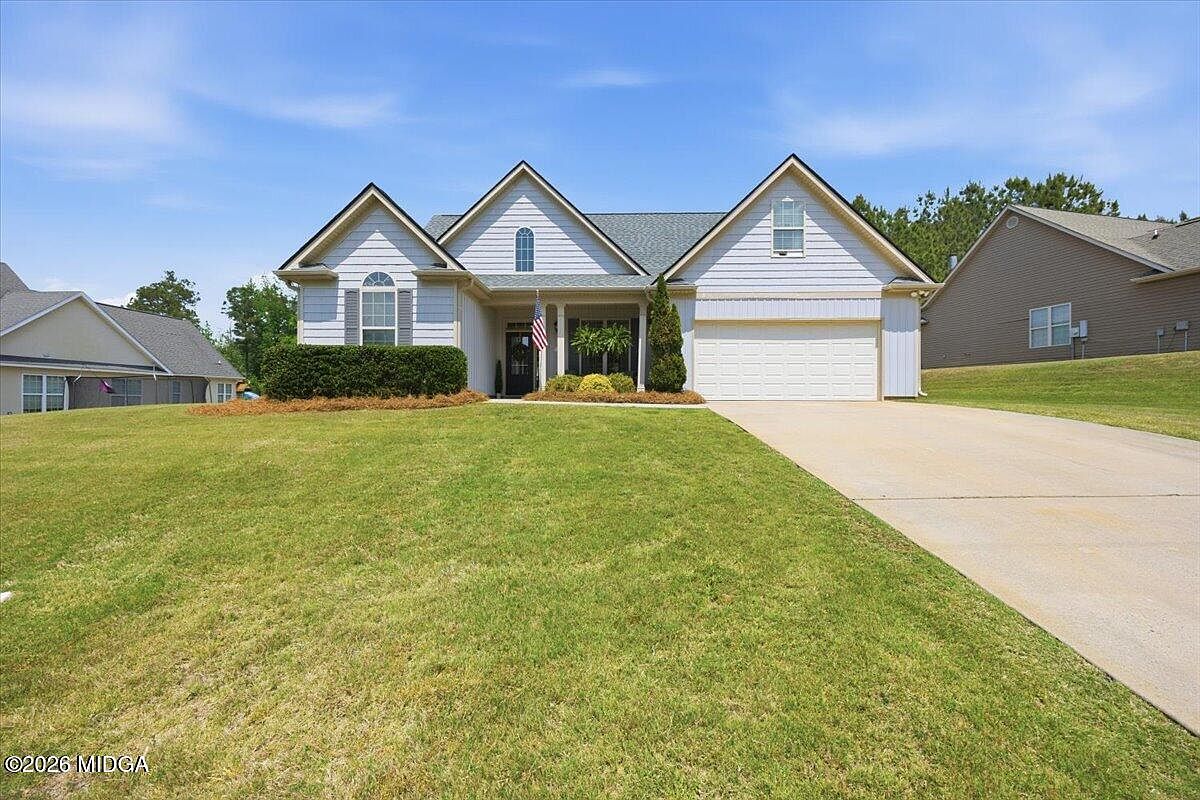507 Shady Greens Dr
