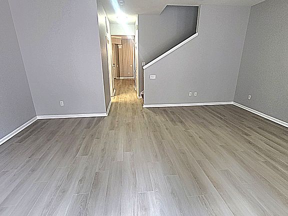 5th image of 12808 Salomon Cove Dr