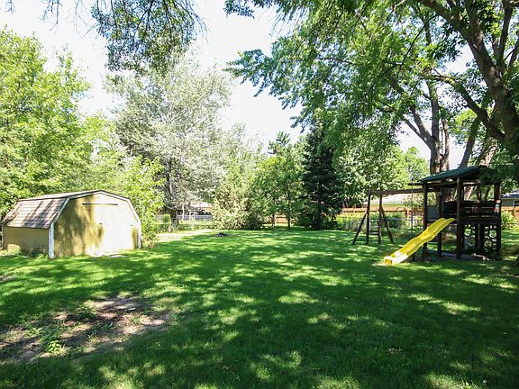 4th image of 11967 Oak Park Ct NE