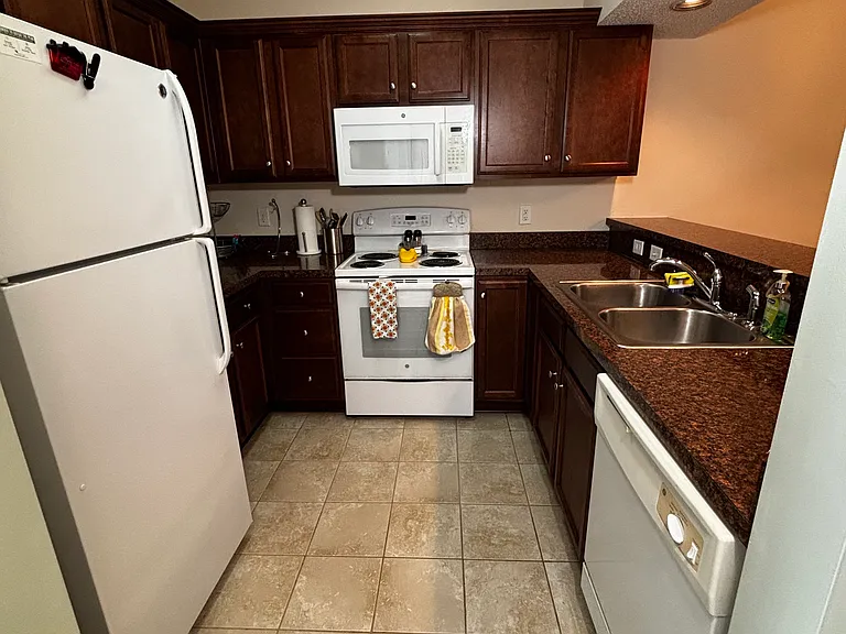 147 Scotch Broom Dr #203 — Photo 7