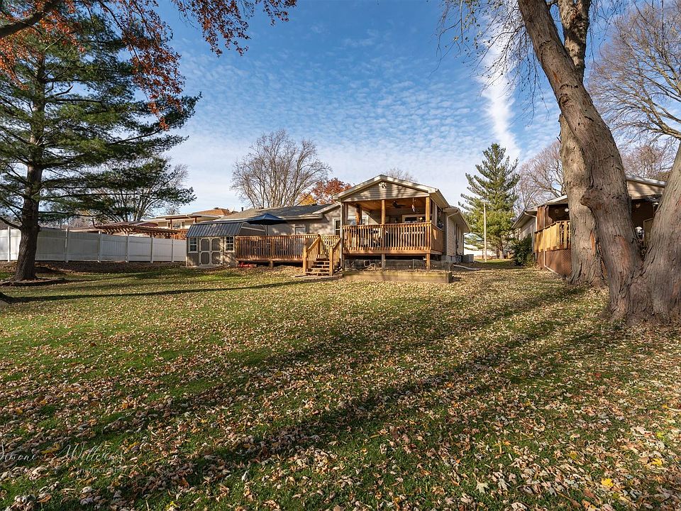 319 E Washington St, Towanda, IL 61776 Zillow