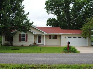 316 Crescent Lake Rd, Saint Clair, MO 63077