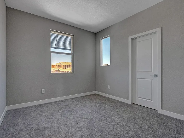 8830 Trotternish Ridge Dr — Photo 24
