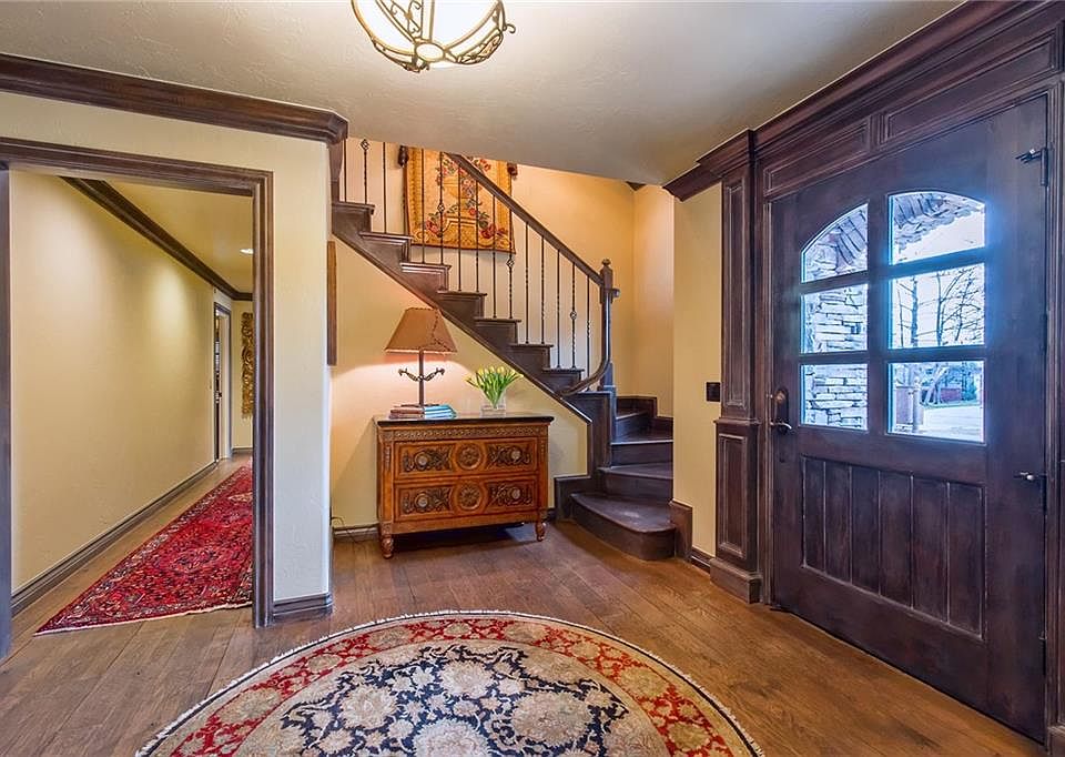 1819 Drury Ln, Nichols Hills, OK 73116 | Zillow