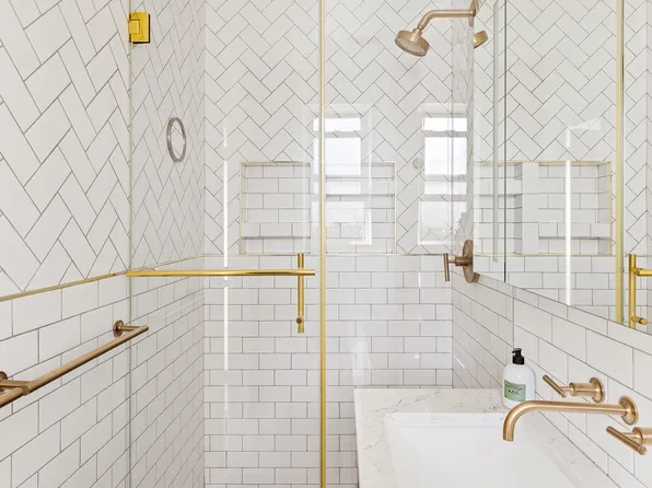 616 East 18th Street image 8 of 21