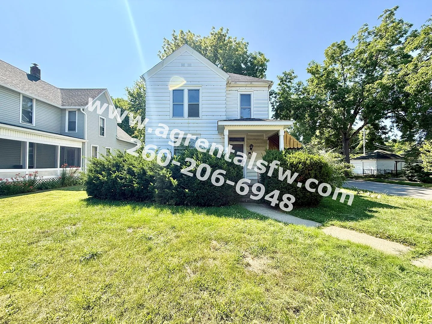 1002 Columbia Ave — Photo 1