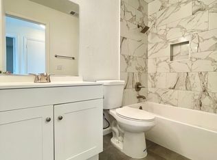 7606 Loucreta Dr, Sacramento, CA 95828