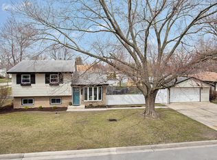 15647 Lavergne Ave, Oak Forest, IL