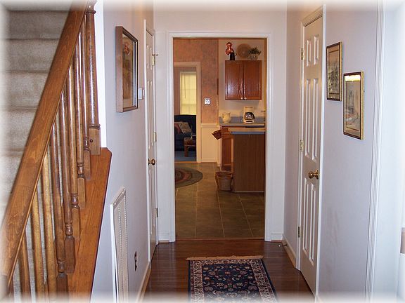 Hardwood floors in foyer