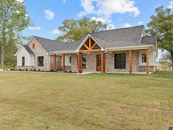3rd image of 13832 Luka Ln