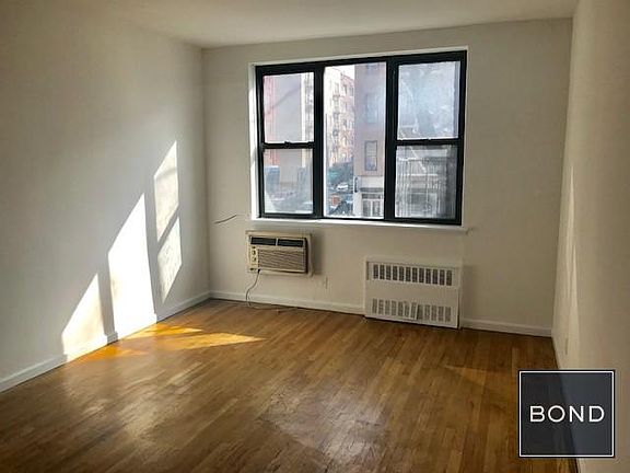 2nd image of 354 E 83rd St APT 2d
