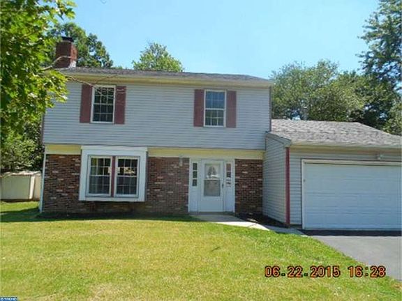 4th image of 8 Arborwood Ln