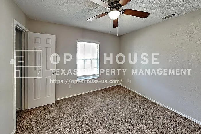 604 Ashby Pl — Photo 15