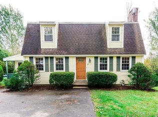 89 Nashua Rd, Pepperell, MA 01463